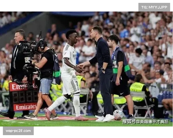 格里马尔多再度上演双响任意球成五大联赛近两季破门次数第一人