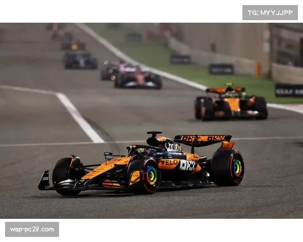 皮亚斯特里巴林站夺冠 迈凯伦车队赛季初显强势