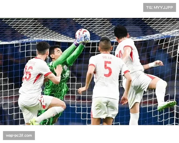 上海申花陈晋一任意球世界波 定位球成进攻重要补充手段