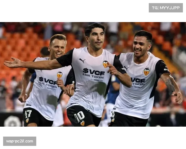 瓦伦西亚2-3不敌塞尔塔,吉多·罗德里格斯梅开二度难救主